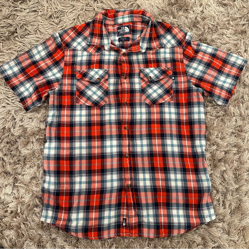 The North Face Men’s Medium Plaid Button Up Shirt